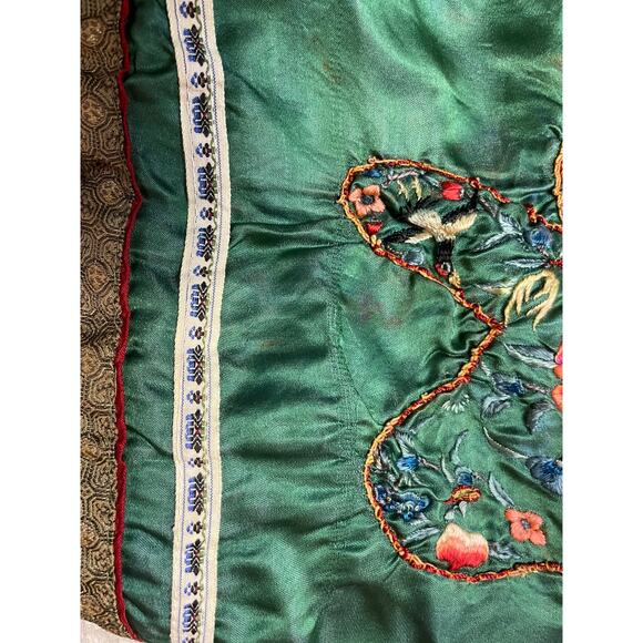 VTG Handmade Embroidered Floral Green Silky Decretive Pillowcase Sham - Picture 11 of 11